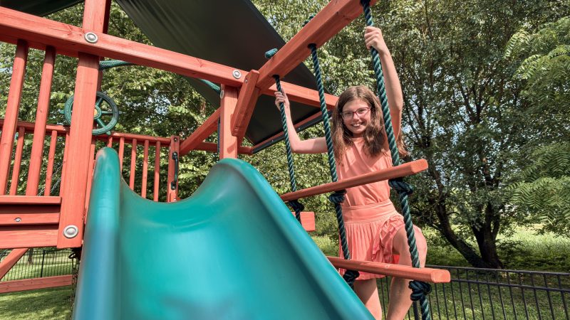 How Backyard Play Builds Confidence